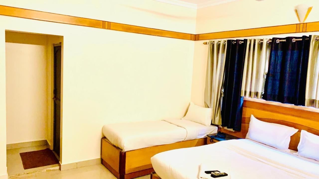 Half Moon Palace Chennai Ngoại thất bức ảnh